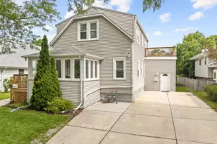 [Address not provided], Downers Grove, IL 60515 - Photo 1