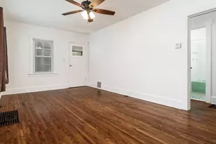2305 Logan St, Rockford, IL 61103 - Photo 9