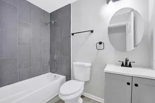 171 W 63rd St, Westmont, IL 60559 - Photo 9