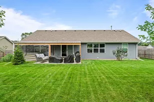 749 Oxford Dr, Byron, IL 61010 - Photo 23