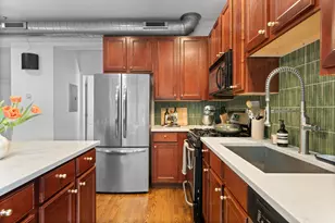 [Address not provided], Chicago, IL 60657 - Photo 11