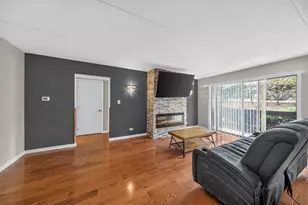 6816 Joliet Rd, Indian Head Park, IL 60525 - Photo 5