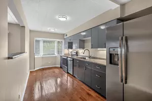 6816 Joliet Rd, Indian Head Park, IL 60525 - Photo 3