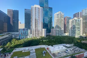 340 E Randolph St, Chicago, IL 60601 - Photo 13