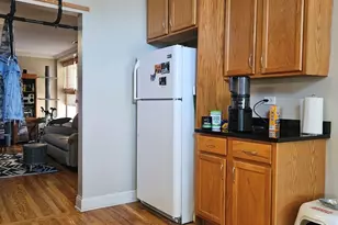 7213 S Yates Blvd, Chicago, IL 60649 - Photo 3