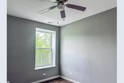 4040 S Calumet Avenue, Chicago, IL 60653 - Photo 11
