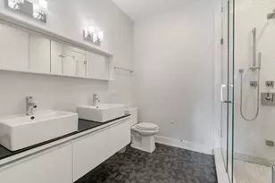 2207 W Belmont Ave, Chicago, IL 60618 - Photo 11