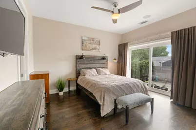 2207 W Belmont Avenue #3, Chicago, IL 60618 - Photo 9