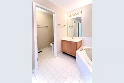 2424 Courtyard Circle #5, Aurora, IL 60506 - Photo 23