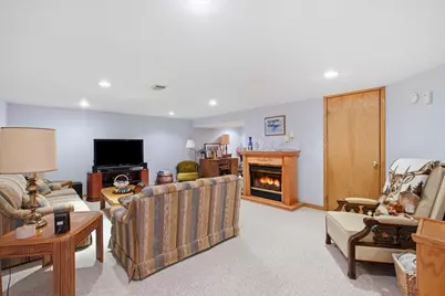 228 Willow Lane, Bloomingdale, IL 60108 - Photo 17