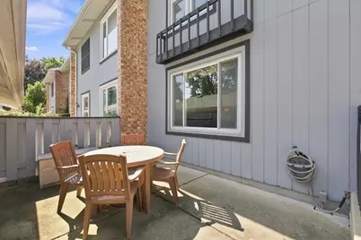228 Willow Lane, Bloomingdale, IL 60108 - Photo 3