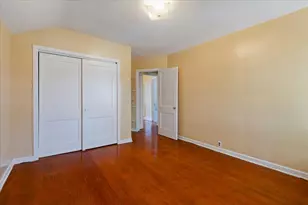 6515 N Maplewood Ave, Chicago, IL 60645 - Photo 23