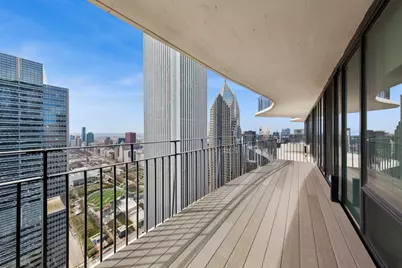 225 N Columbus Street #6009, Chicago, IL 60601 - Photo 11