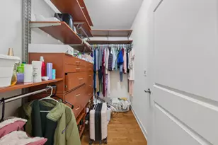 225 N Columbus St, Chicago, IL 60601 - Photo 9