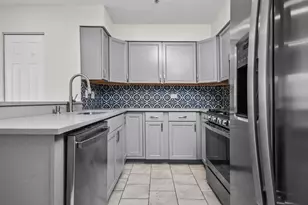 1321 Orleans Dr, Mundelein, IL 60060 - Photo 5