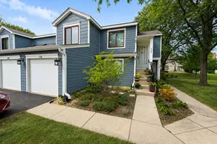 116 Manchester Ct, Schaumburg, IL 60193 - Photo 1