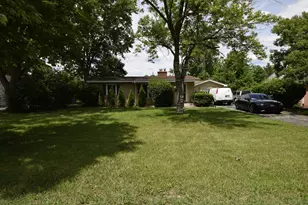 2226 Central Rd, Glenview, IL 60025 - Photo 7