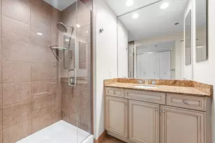 130 N Garland Ct, Chicago, IL 60602 - Photo 17