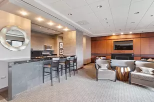 130 N Garland Ct, Chicago, IL 60602 - Photo 33