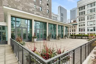 130 N Garland Ct, Chicago, IL 60602 - Photo 37