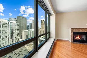 130 N Garland Ct, Chicago, IL 60602 - Photo 3