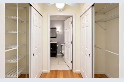 329 Grissom Court #329, Hoffman Estates, IL 60169 - Photo 11