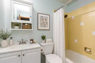176-178 N Dubois Ave, Elgin, IL 60123 - Photo 5