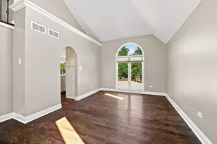 15 Meagan Ln, Lemont, IL 60439 - Photo 15