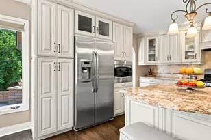 15 Meagan Ln, Lemont, IL 60439 - Photo 7