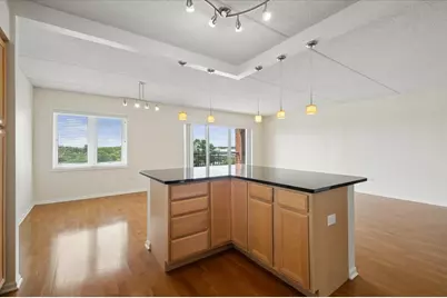 5555 N Cumberland Avenue #710, Chicago, IL 60656 - Photo 7