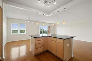 5555 N Cumberland Ave, Chicago, IL 60656 - Photo 7
