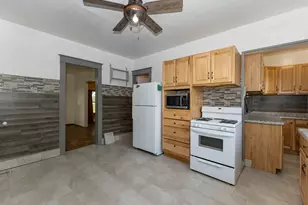 27242 E 2900th St, Prophetstown, IL 61277 - Photo 7