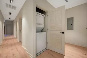 1257 N Ashland Ave, Chicago, IL 60622 - Photo 23
