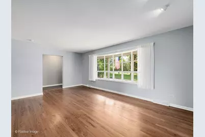 28W224 Robin Lane, West Chicago, IL 60185 - Photo 9