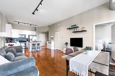 901 W Madison Street #901, Chicago, IL 60607 - Photo 13