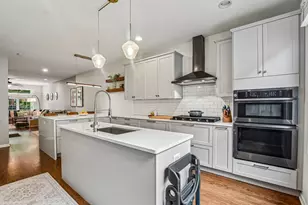 1813 S Clark St, Chicago, IL 60616 - Photo 15