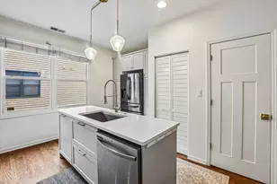 1813 S Clark St, Chicago, IL 60616 - Photo 19