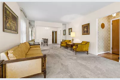 5618 N Kenneth Avenue, Chicago, IL 60646 - Photo 3