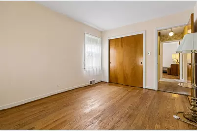 5618 N Kenneth Avenue, Chicago, IL 60646 - Photo 11