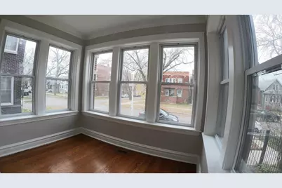 4303 N Sawyer Avenue, Chicago, IL 60618 - Photo 5
