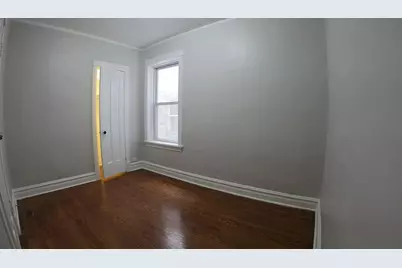 4303 N Sawyer Avenue, Chicago, IL 60618 - Photo 9