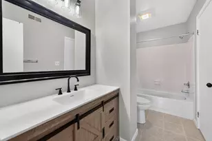 244 Coventry Ct, Bloomingdale, IL 60108 - Photo 13