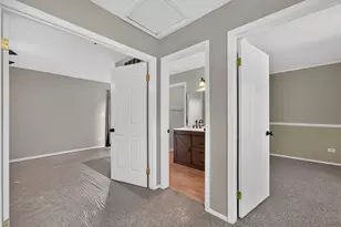 244 Coventry Ct, Bloomingdale, IL 60108 - Photo 19