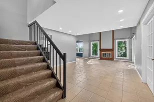 244 Coventry Ct, Bloomingdale, IL 60108 - Photo 3