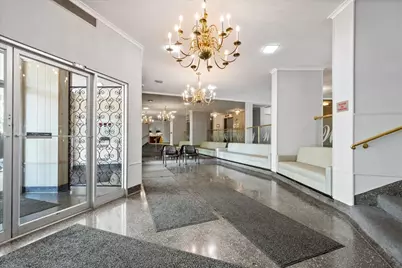 7141 N Kedzie Avenue #511, Chicago, IL 60645 - Photo 3