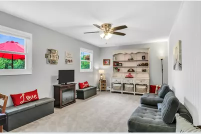 13719 W Wadsworth Road, Wadsworth, IL 60083 - Photo 15
