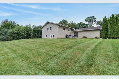 765 Freeman Court, Hoffman Estates, IL 60192 - Photo 27