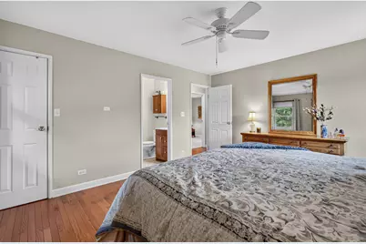 765 Freeman Court, Hoffman Estates, IL 60192 - Photo 11