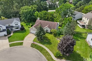 304 Hawthorne Ct, Antioch, IL 60002 - Photo 3