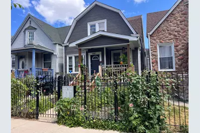 2207 N Lawndale Avenue, Chicago, IL 60647 - Photo 1